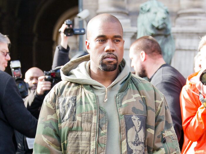 Kanye West ofrece a la ciudad millones de dólares para cambiar su nombre