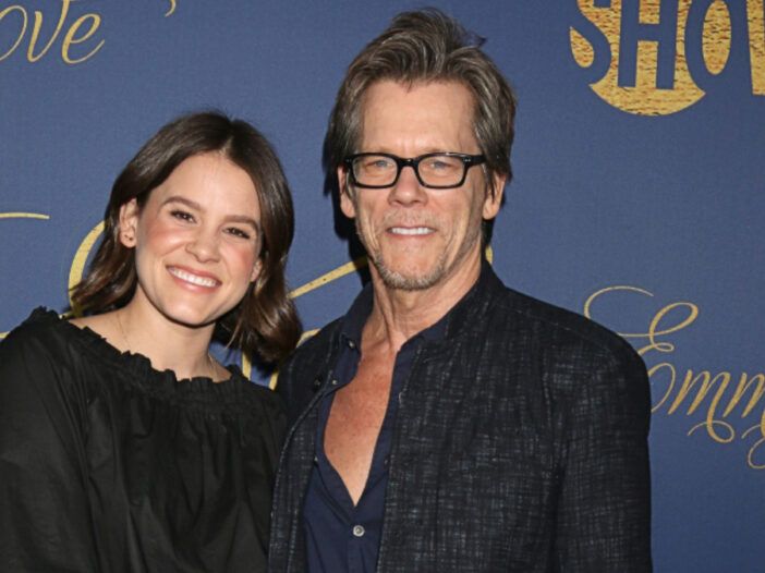 (Kathy Hutchins/Shutterstock.com) Sosie y Kevin Bacon sonriendo en la fiesta de los nominados a los Emmy de Showtime