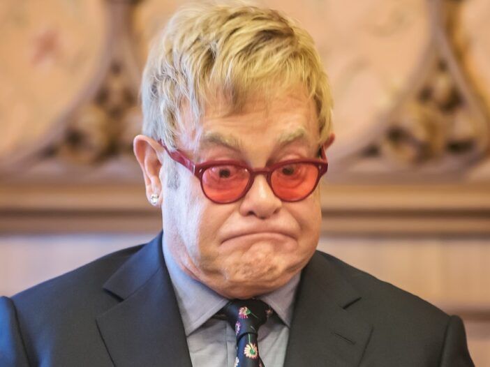 Elton John paneb räppari lööma ja Twitteri kasutajad on relvastatud
