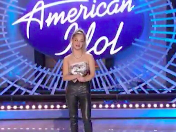 Esimene pilk Claudia Conway 'American Idol' etendusele, kus osaleb ema Kellyanne