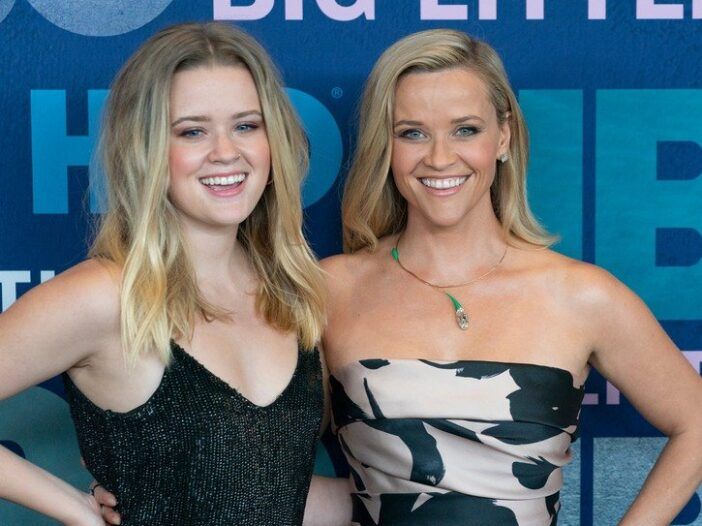 Ava Philippe y Reese Witherspoon