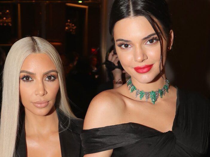 Kim Kardashian y Kendall Jenner, gemelas en bikinis a juego, prueban que el favorecedor traje de baño se adapta a cada tipo de cuerpo