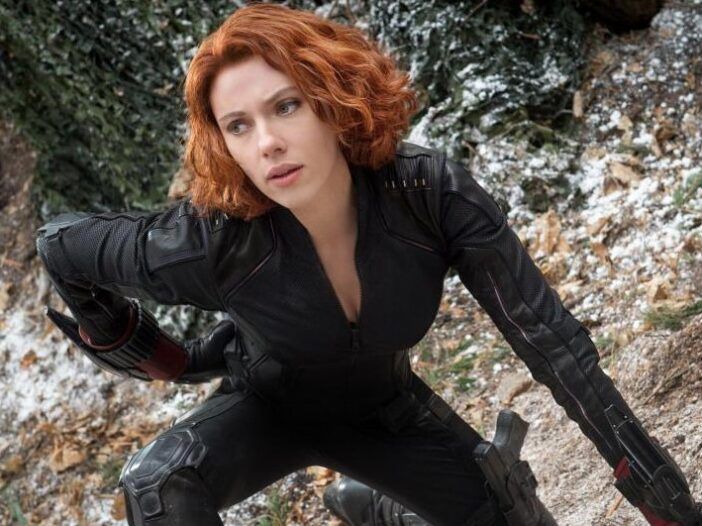 Scarlett Johansson kljub poročilu NE zavrne barvanja v rdečo barvo za nadaljevanja filma Maščevalci