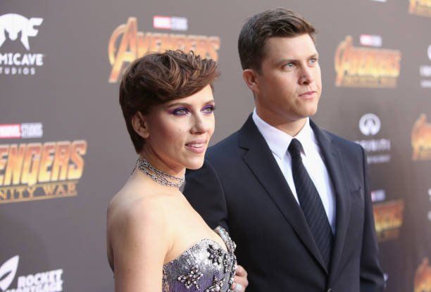 ¿Scarlett Johansson quiere que Colin Jost abandone 'Saturday Night Live'?
