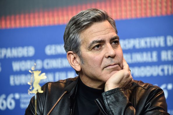 George Clooneys tvillingbilder utnyttet av HollywoodLife med sminket eksklusivt