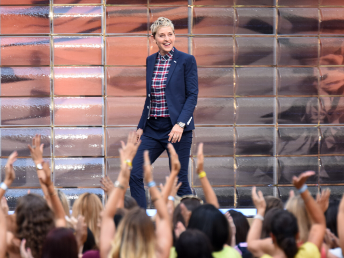 Ellen DeGeneres'in Talk Show'u Bırakmasına Neden Olan Ortalama Ellen Suçlamaları?
