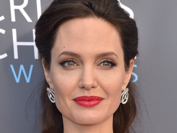 Angelina Jolie lähivõte.