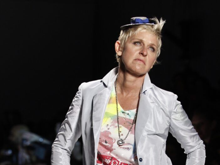 Poročilo: 'Tubby' Ellen DeGeneres se predaja nevarnemu 'prejedanju'