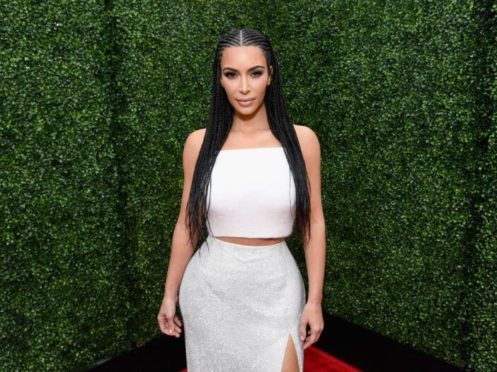 Kim Kardashian jättis sadu dollareid väärt beebiriided maha?