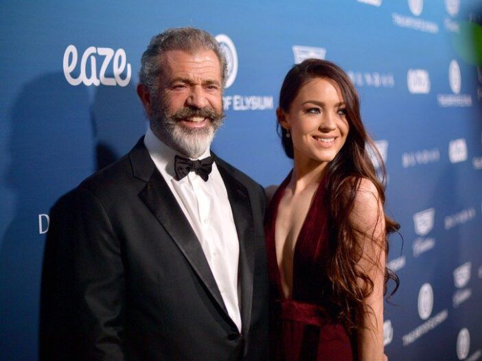 Mel Gibson se končno poročil z Rosalind Ross?