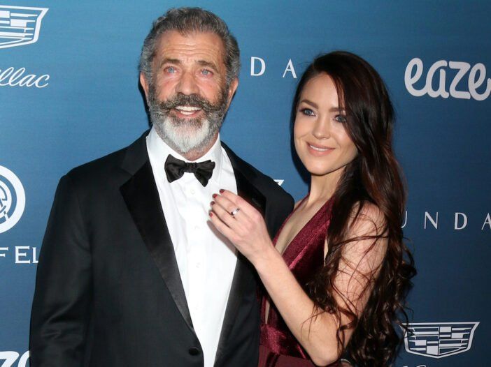 ¿'Sugar Daddy' Mel Gibson paga para conseguir conciertos para su novia Rosalind Ross?