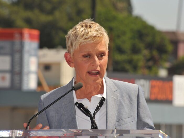 Ellen DeGeneres ha cercato la chirurgia plastica dopo lo scandalo sul posto di lavoro: rapporto