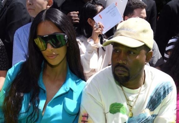 Kim Kardashian Kanye West relație falsă
