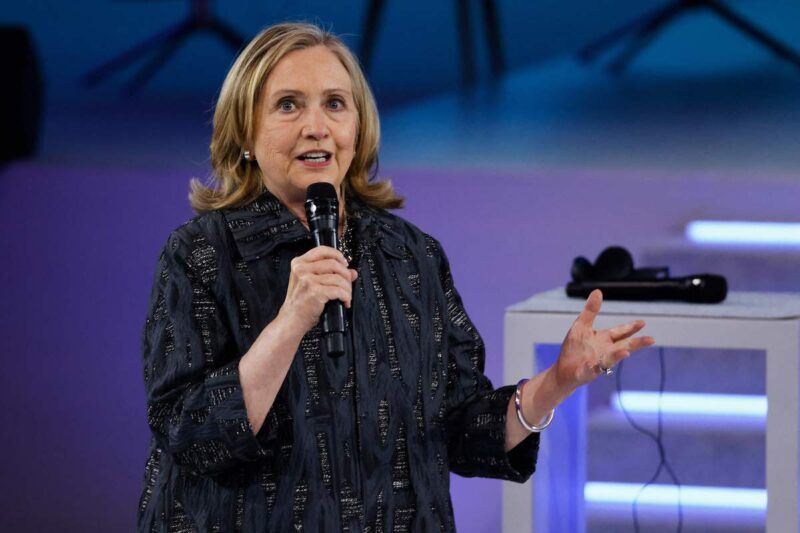 'Õhupalliga lendav' Hillary Clinton tekitab tervisehirmu pärast seda, kui tema kehakaal plahvatas?