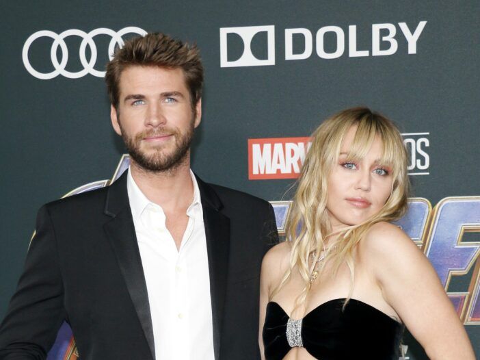 Liam Hemsworth y Miley Cyrus juntos en el estreno de Avengers: Endgame.