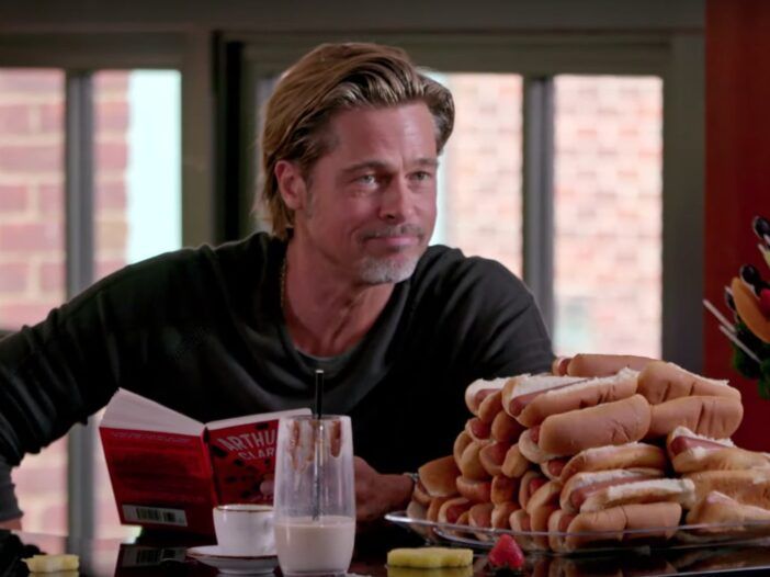Brado Pitto užpakalis suglemba nuo per daug greito maisto?