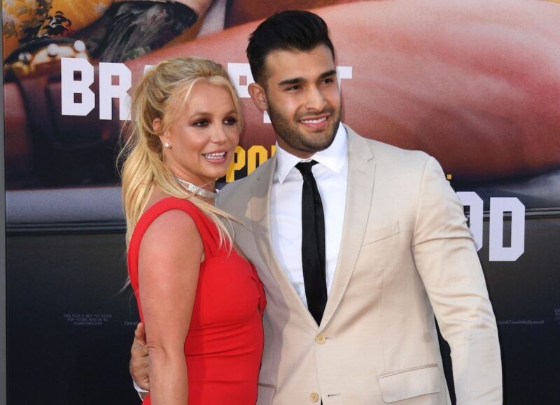La ex novia del prometido de Britney Spears advierte al cantante que lo deje antes de que sea demasiado tarde, según los últimos chismes