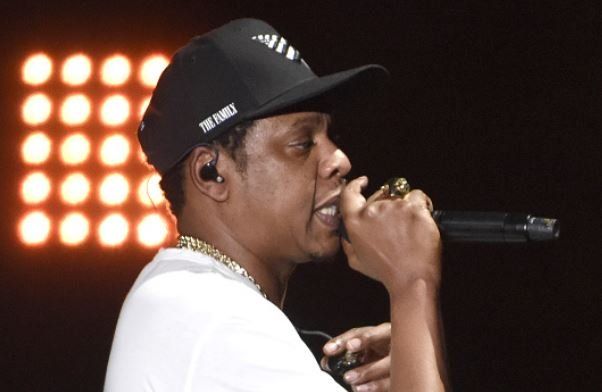 Jay-Z tabatud roomajateks muutumas on võltsuudiste lugu