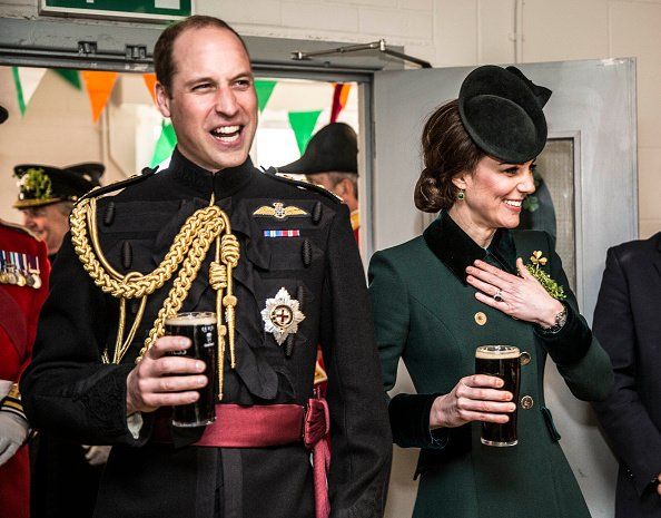 Kate Middleton princo Williamo slidinėjimo kelionė Šv. Patriko diena
