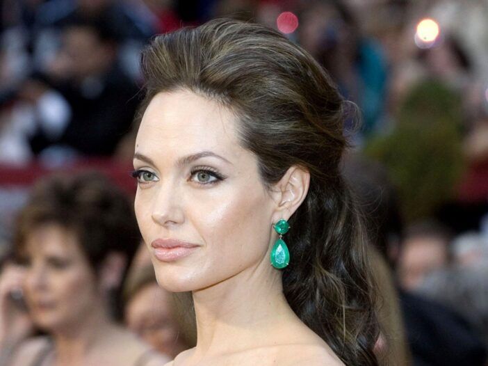 Primer plano de Angelina Jolie.