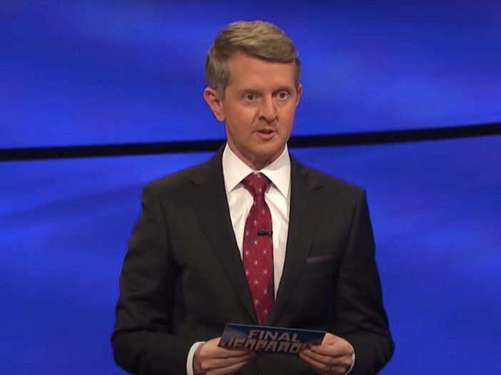 Ken Jennings revela cómo se siente acerca de ser el próximo presentador de 'Jeopardy!' y cuándo se revelará el nuevo presentador