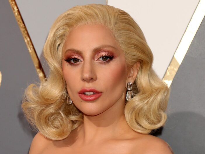 Lady Gaga ga kjæresten 'Ultimatum' å fri?