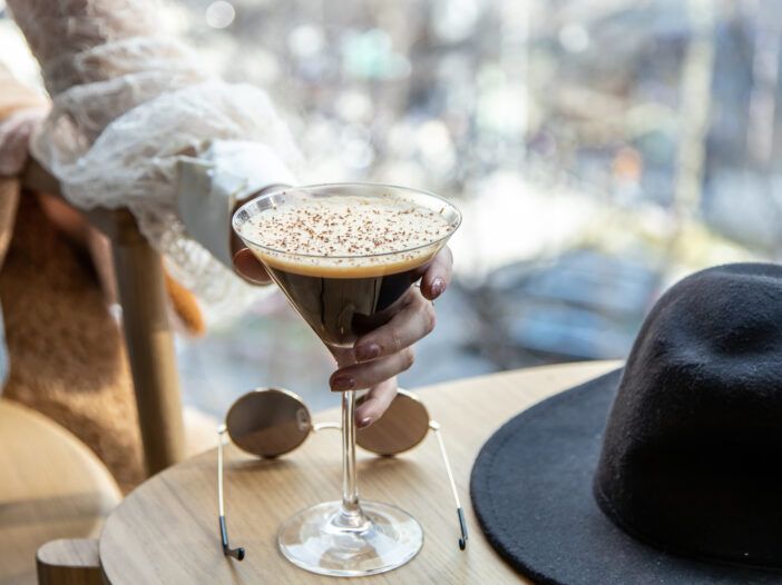 Du bør ikke tilsette varm kaffe til espresso-martiniene dine – her er hvorfor